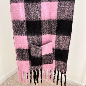 Steve Madden Double Pocket Ultra Soft Scarf